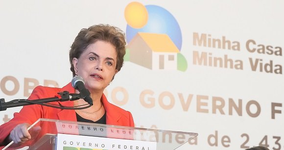 Presidenta Dilma Rousseff sanciona lei que amplia licença paternidade para 20 dias